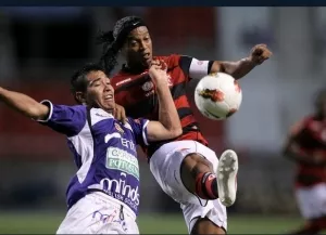 Minds Idiomas patrocina time na Libertadores da América