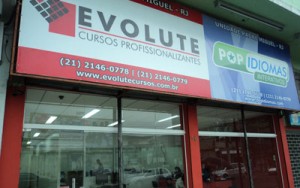 Evolute Cursos e Banco Bradesco assinam convênio