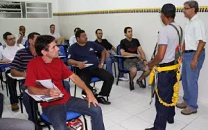 Rede de franquias promete acabar com o apagão da mão de obra