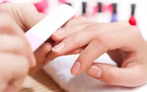 Rede de franquia de beleza chega a São Paulo em busca de manicures