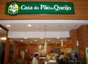 Casa do Pão de Queijo conquista certificação NBR ISO 22000 