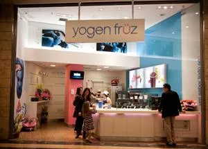 Yogen Früz abre loja no Shopping Anália Franco