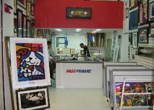 FastFrame / Moldura na Hora inaugura loja em Florianópolis