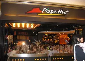 Pizza Hut lança novo site com destaque para oportunidades de franquia em todo os EUA