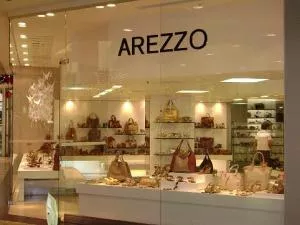 Arezzo lucra 26,5% mais no quarto trimestre 