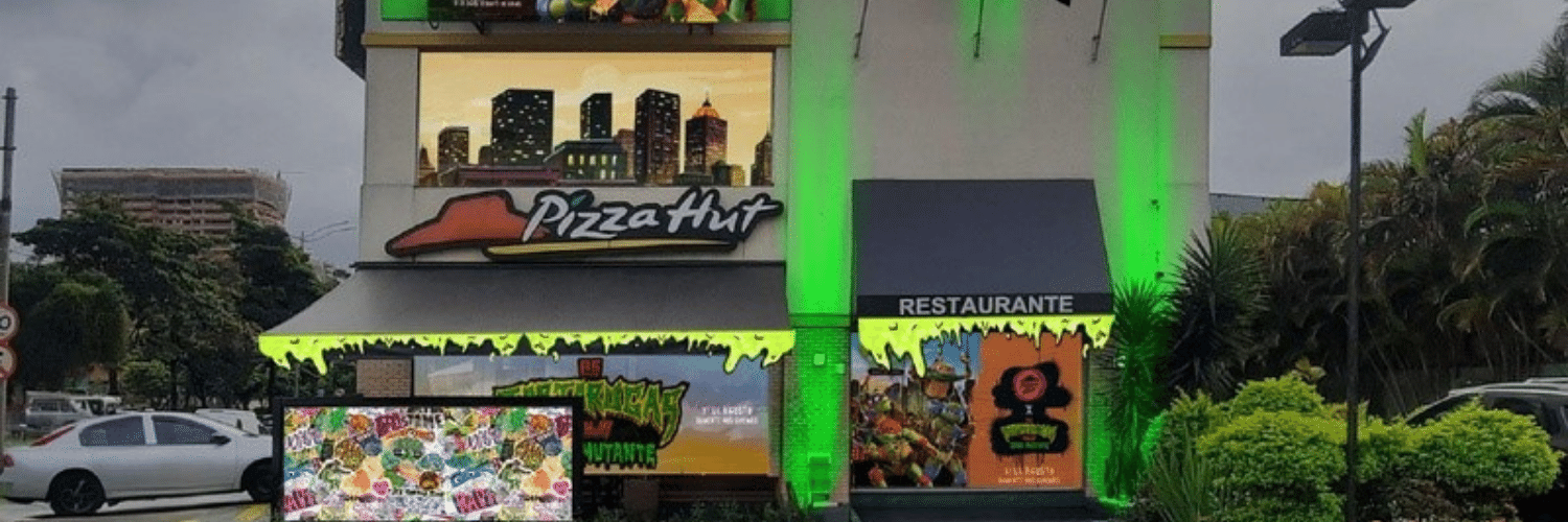 Pizza Hut monta loja temática em comemoração ao filme Tartarugas Ninja