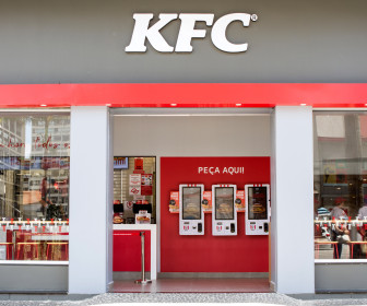 Novidade: KFC inaugura loja de rua em Campinas