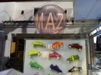 Maz, franquia de sapatilhas, deixa Floripa mais colorida