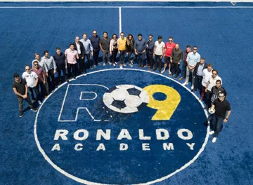 Comitiva de empresários brasileiros visita Ronaldo Academy, em Orlando