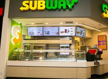 Subway inova e lança nova identidade no mercado