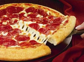 Cuponeria fecha parceria com Pizza Hut