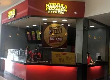 Com negócio diferenciado, modelo Express permite que cliente monte sua própria pizza e atrai investidores que buscam por pizzarias modernas