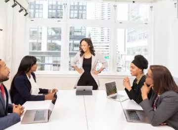 As 10 qualidades essenciais para o bom líder