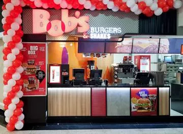 Bob's inaugura nova loja em Maceió