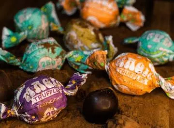 Oz comemora Dia do Chocolate com lançamentos e novas lojas